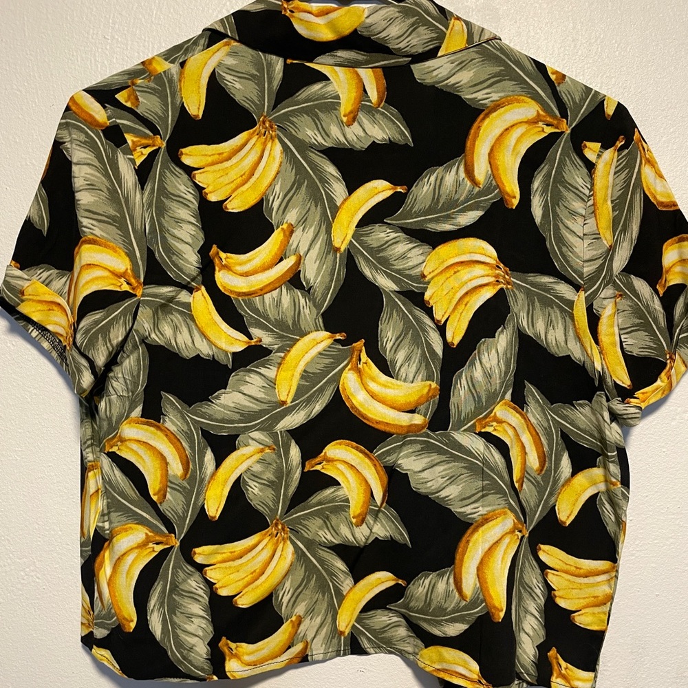 Banana Hawaiian Crop-Top — Forever 21